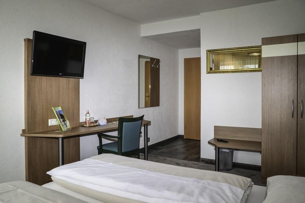 Flair Gruener Baum Hotel